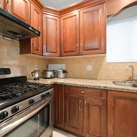Cambie & 61St Ave Homestay Vancouver Kültér fotó